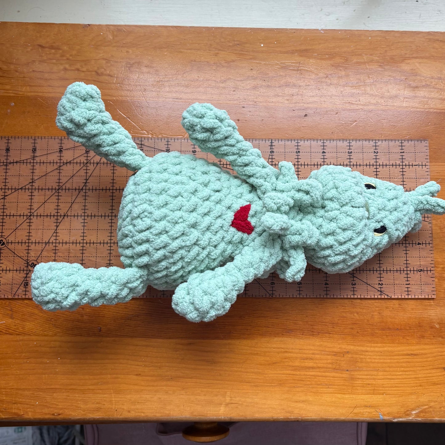 Plush Mr. Green yarn eyes)-Clary Green