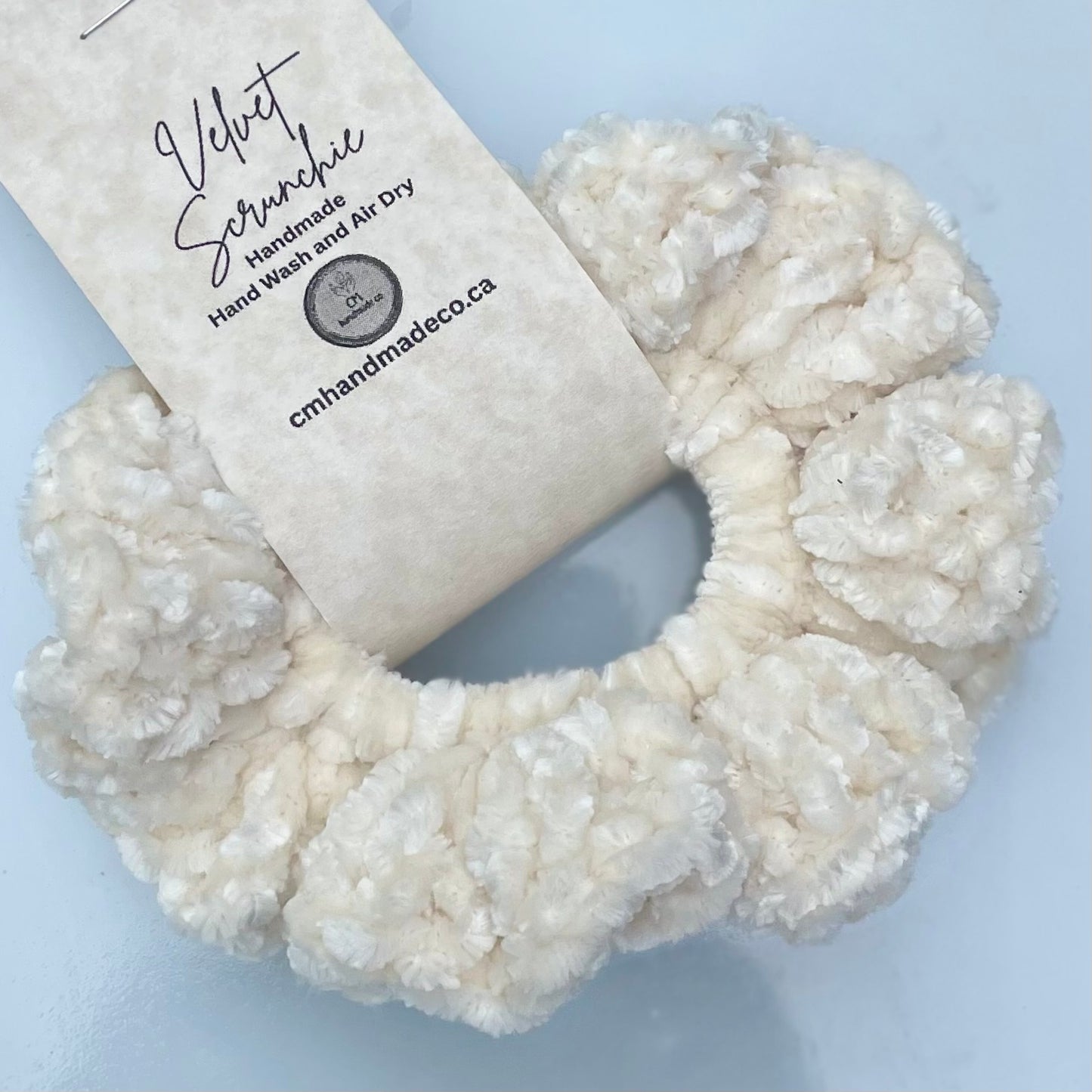 VELVET CROCHET SCRUNCHIE