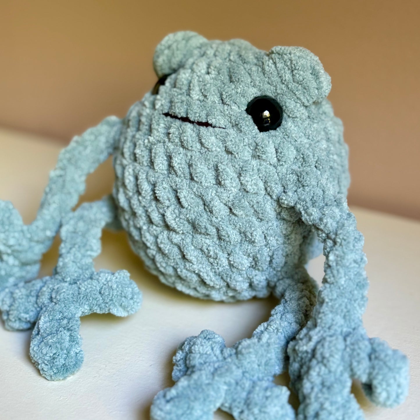 Plush Misty Green Fred the Frog (plastic eye)