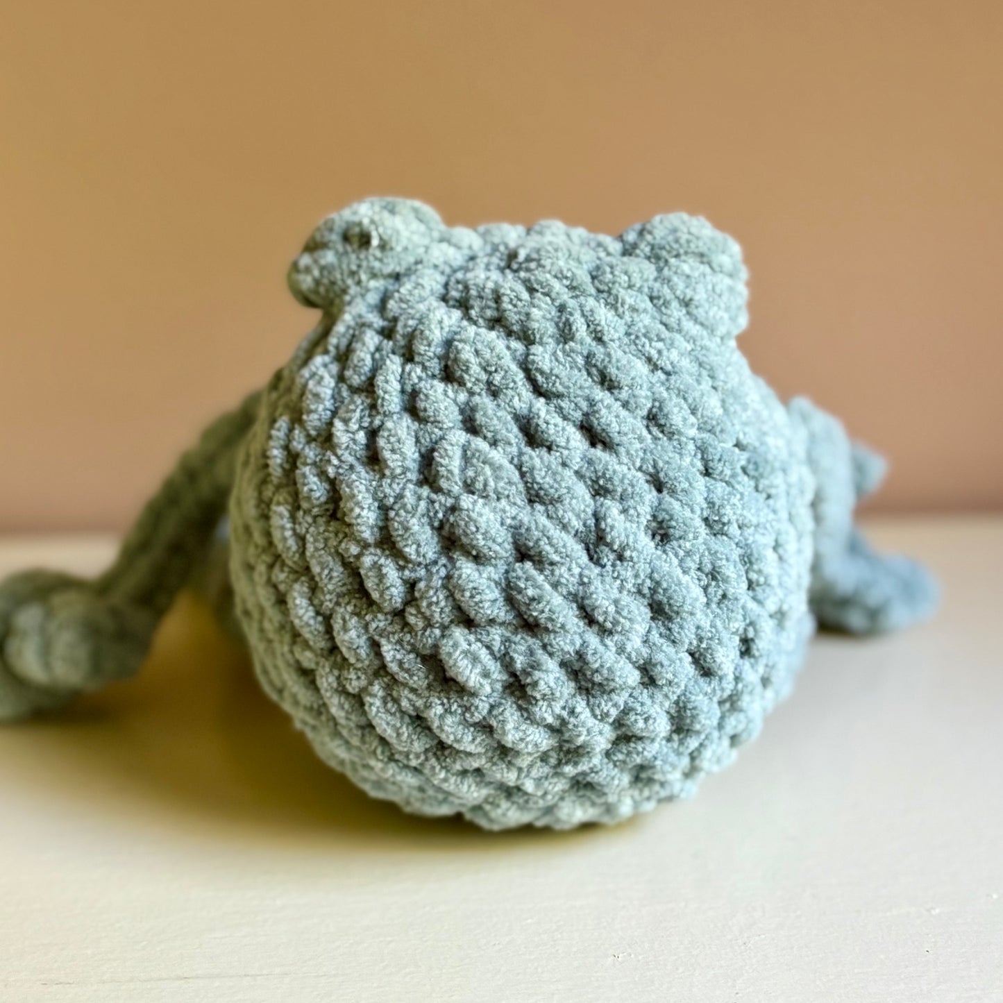Plush Misty Green Fred the Frog (plastic eye)