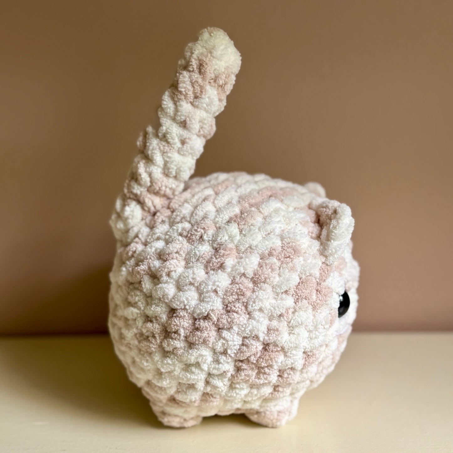 Medium Plush Loaf Cat - Sandcastle (plastic eye)