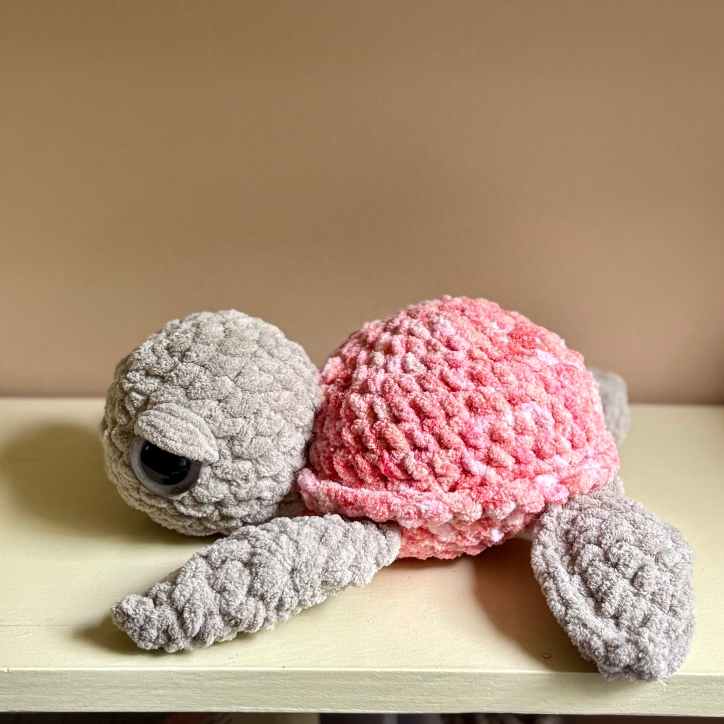 Plush Large Sea Turtle - Coral (plastic eye)