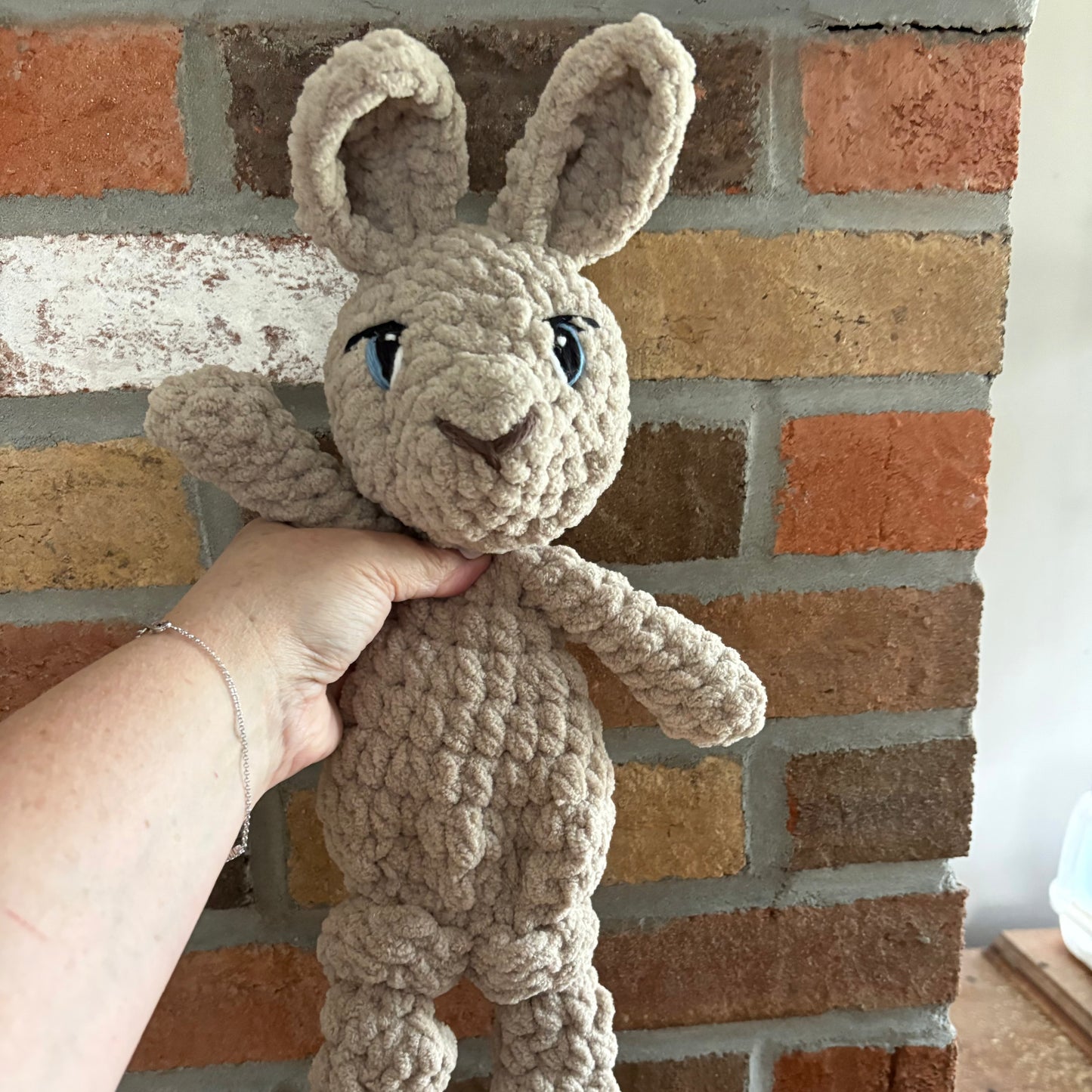 Rivi Rabbit Mini Snuggler (yarn eyes)-Steal Cut Oats